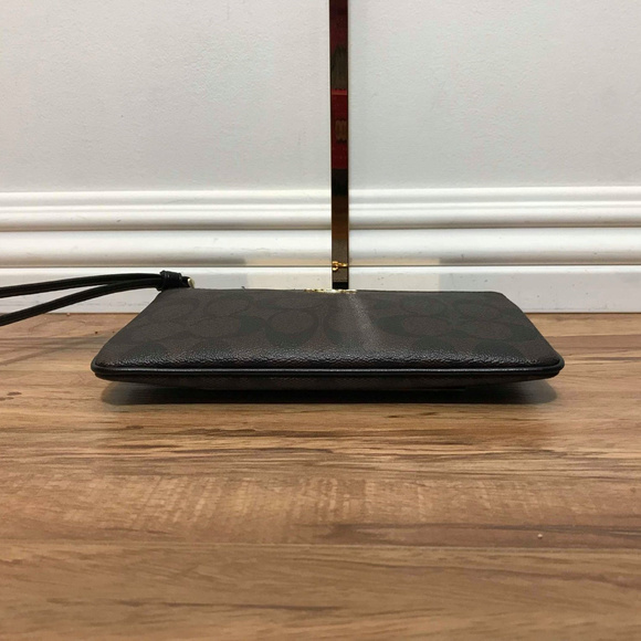 🐚Coach Signature PVC Leather🐚 - Picture 5 of 8